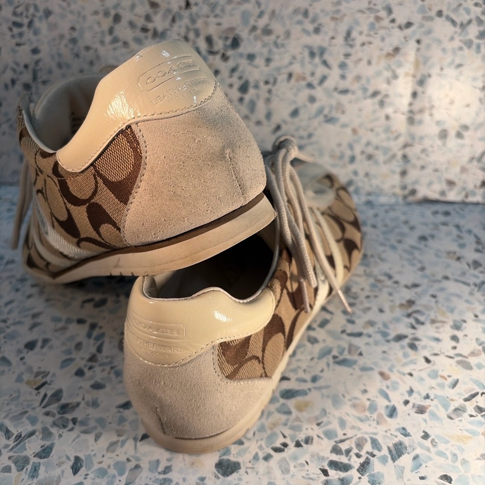 Coach Katelyn Signature Canvas Sneakers Tan Brown Lace Up Size 8.5 - Picture 4 of 7